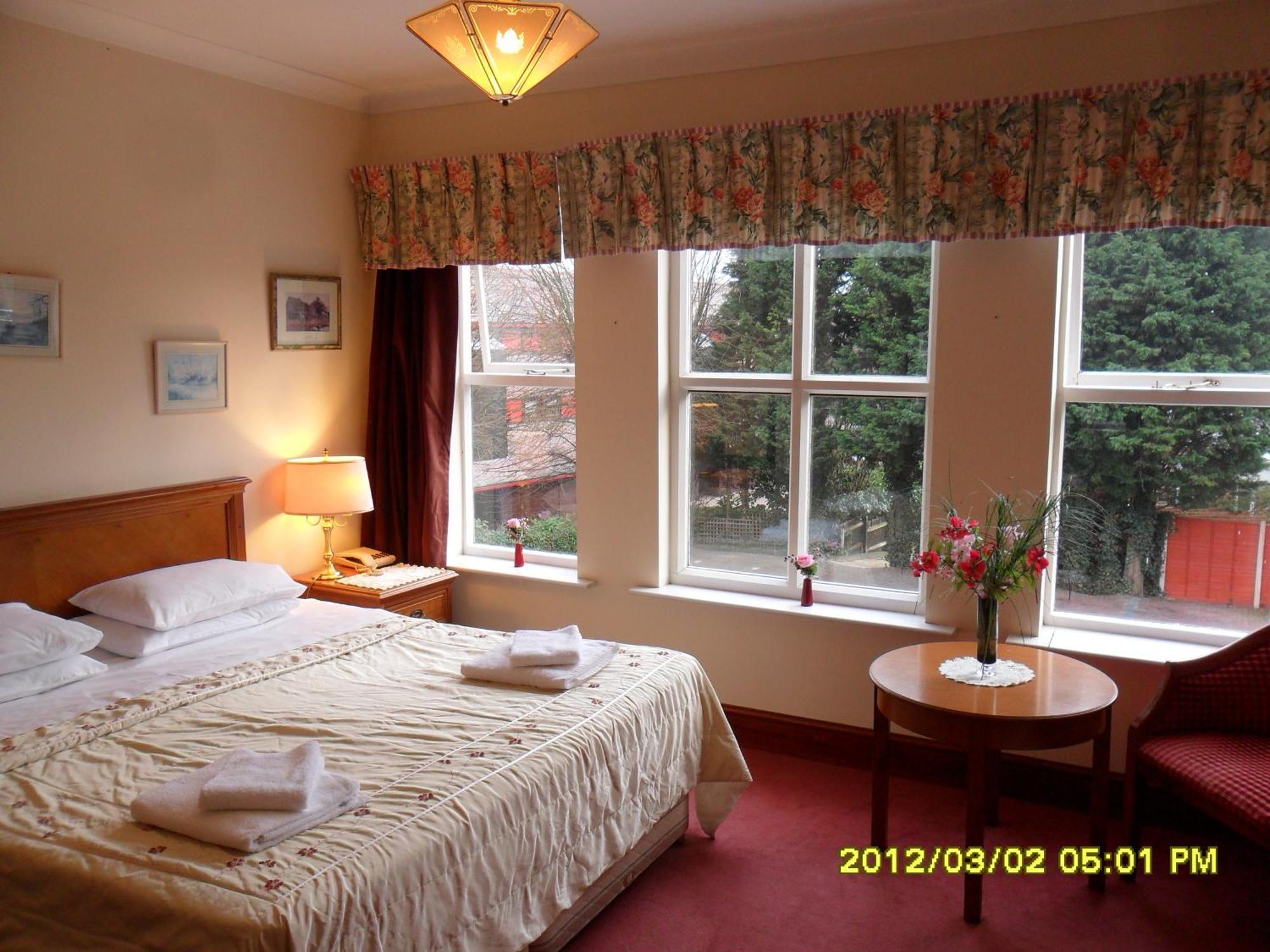 Thorpe Lodge Hotel Peterborough Buitenkant foto